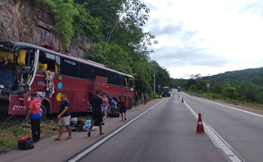 Acidente na BR-364 em Santo Antônio de Leverger deixa sete feridos