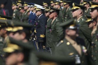 Generais do Exército perderão títulos de Doutor Honoris Causa