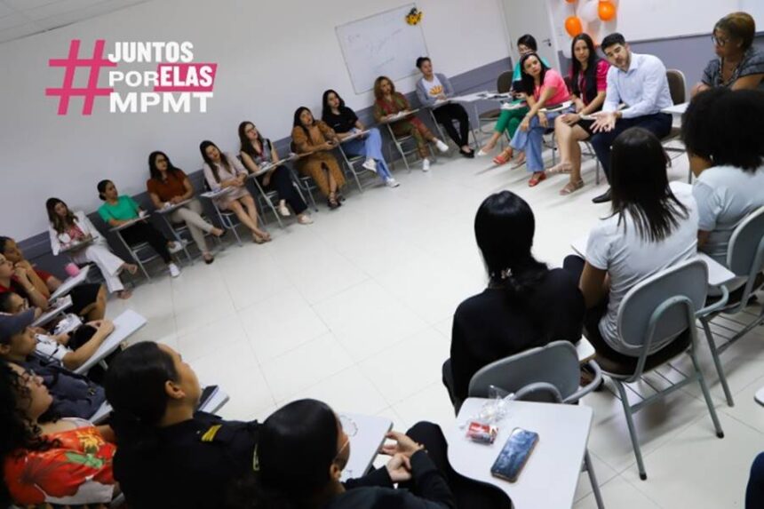 MPMT promove conversa de mulheres com promotores sobre violência doméstica