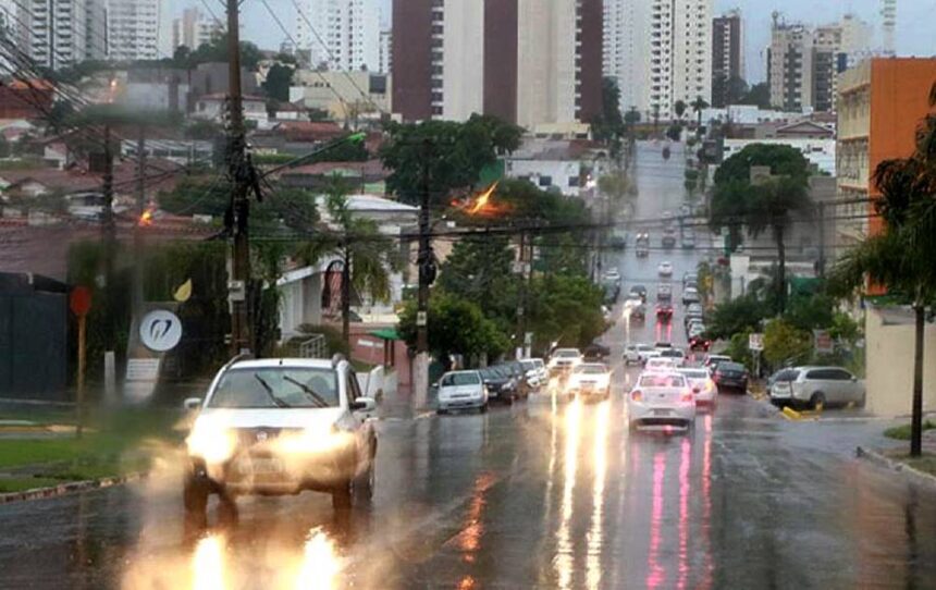 Alerta para de chuvas intensas nos próximos dias em Mato Grosso