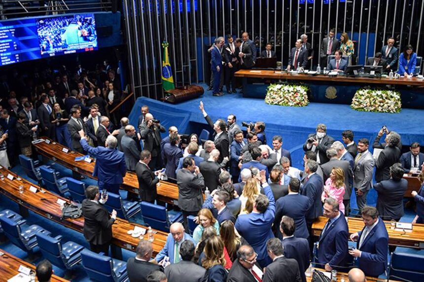 Confira a lista dos 41 Senadores votaram a favor da volta do DPVAT