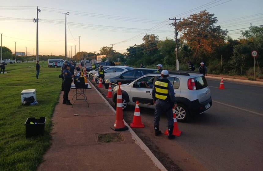 Lei Seca em Várzea Grande: 105 autos de infração, 62 veículos removidos e 3 prisões