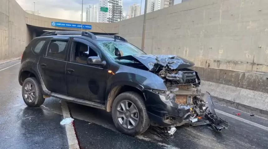 Motociclista morre em acidente frontal na na trincheira Santa Rosa em Cuiabá