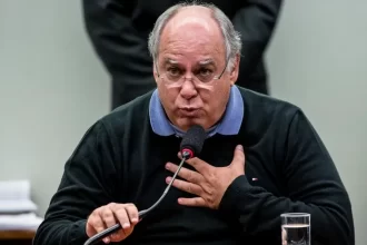 Condenado a 98 anos, justiça decreta prisão de ex-diretor da Petrobras Renato Duque