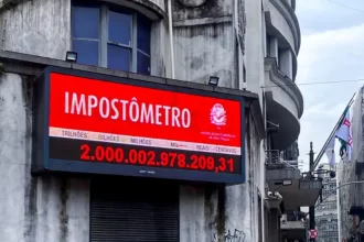 Impostômetro: Brasileiros Já pagaram mais de R$ 2 Trilhões em tributos em 2024