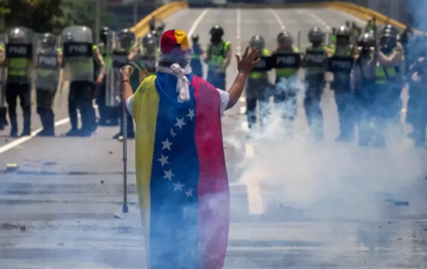 Crise na Venezuela - 23 mortos e mais de 1.100 manifestantes presos