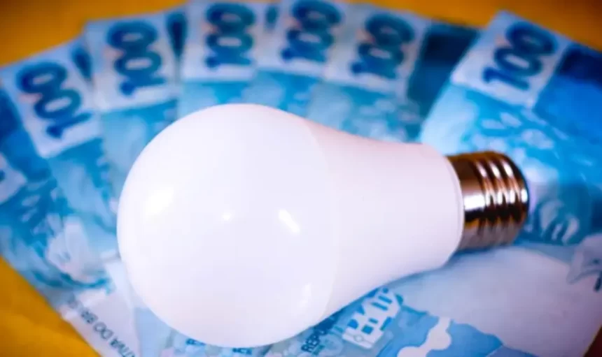 Prepare o bolso: Conta de luz vai ficar mais cara em setembro