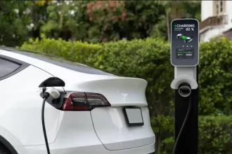 Carros elétricos cresce no gosto dos brasileiros e vendas dobram em 2024