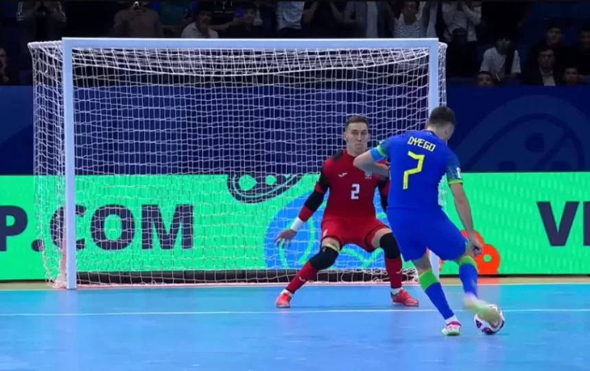 Brasil vence a Ucrânia e está na final da Copa de Mundo de Futsal