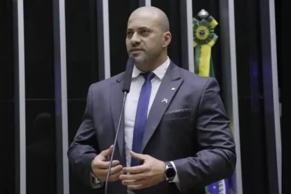 Moraes concede progressão de regime ao ex-deputado Daniel Silveira