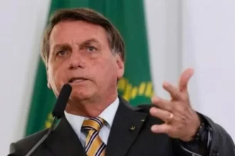 STF nega pedido de Bolsonaro para devolução de passaporte e contato com aliados