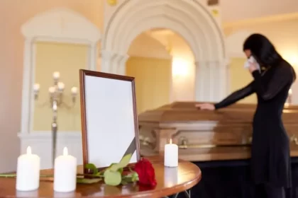 Cresce o número de golpes do plano funerário, aprenda a se prevenir