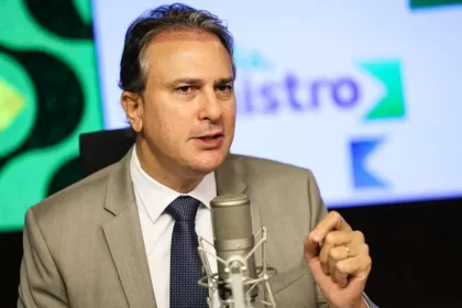 R$4867,77: governo anuncia o novo piso salarial dos professores