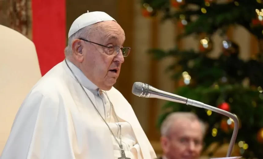 Papa Francisco é diagnosticado com pneumonia bilateral