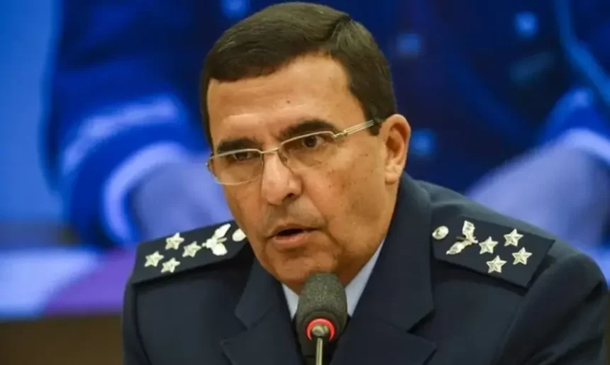 Ex-comandante da Aeronáutica não gosta de ser chamado de Melancia