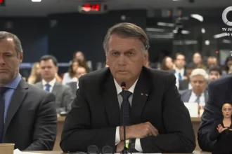 Bolsonaro pede desculpas a Moraes e nega plano de golpe em 2022