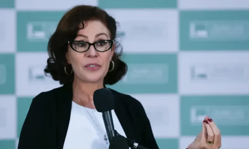 Moraes decreta prisão da Deputada Carla Zambelli e bloqueio de bens