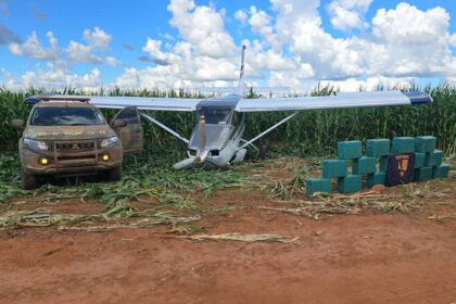 Gefron intercepta avião que transportava 500 KGs de cocaína