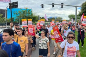 Mais de 50 Universidades e Institutos Federais entraram em greve nesta segunda-feira