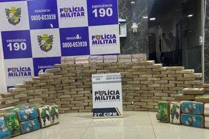 PM e PRF apreendem 300 quilos de drogas dentro de caminhão em Confresa