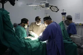 Santa Casa de Cuiabá realiza segunda cirurgia de extrofia de bexiga com técnica inovadora