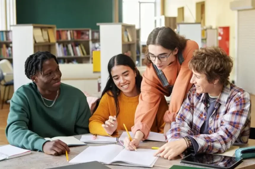 1 de cada 5 jovens no Brasil abandona estudos ainda no ensino médio
