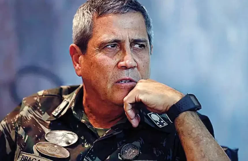 Defesa do General Walter Braga Netto pede acareação com Mauro Cid na PF