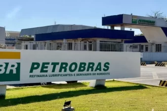 TCU encontra indício de superfaturamento de R$ 12 milhões em contrato da Petrobras