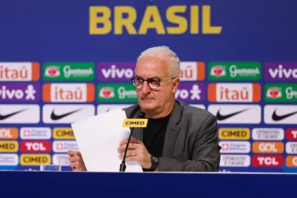 Após goleada para Argentina, CBF avalia a demissão de Dorival Júnior
