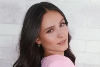 Lei Larissa Manoela: Câmara aprova projeto que limita acesso dos pais a dinheiro dos filhos