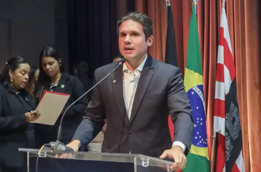 Anistia só depois, a prioridade é a isenção do Imposto de Renda, confirma Hugo Motta