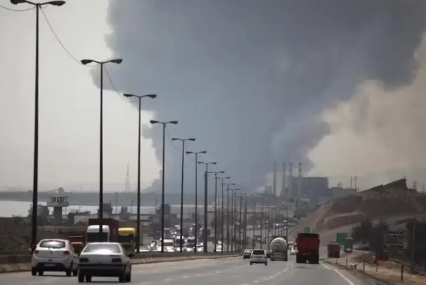 Explosão no porto do Irã deixa 4 mortos e mais de 500 feridos em Bandar Abbas [Vídeo]