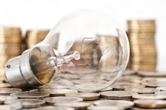 Governo propõe tarifa grátis de energia para famílias de baixa renda