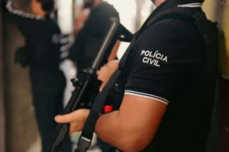 Polícia prende grupo de incentivava crianças a cometer crimes na internet