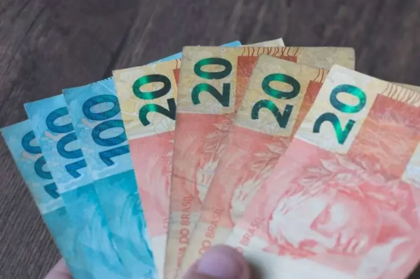 INSS anuncia devolução de quase R$ 300 milhões a aposentados e pensionistas