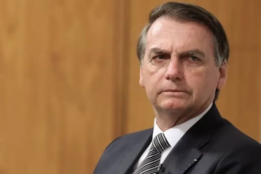 Jair Bolsonaro afirma que ainda acredita em milagre diante de julgamento no STF