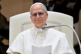 Papa Leão XIV defende casamento entre homem e mulher como base da sociedade