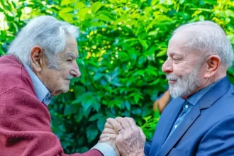 Presidente Lula viajará ao Uruguai para o velório de Pepe Mujica