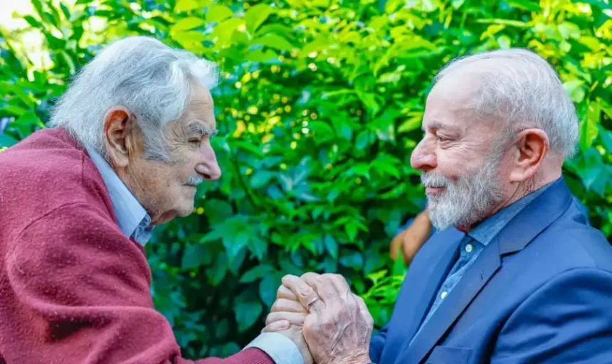 Presidente Lula viajará ao Uruguai para o velório de Pepe Mujica