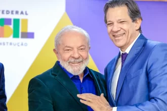 Governo Lula anuncia novos impostos sobre previdência, apostas e investimentos