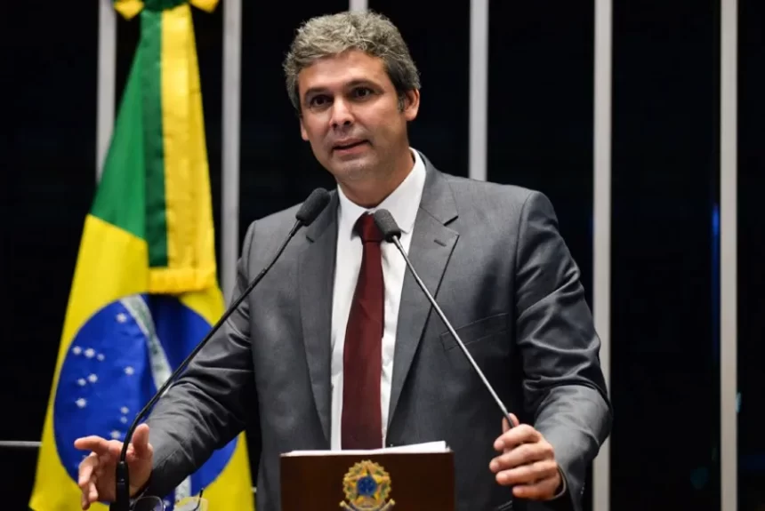 Lindbergh pede ao STF que obrigue Bolsonaro a usar tornozeleira eletrônica