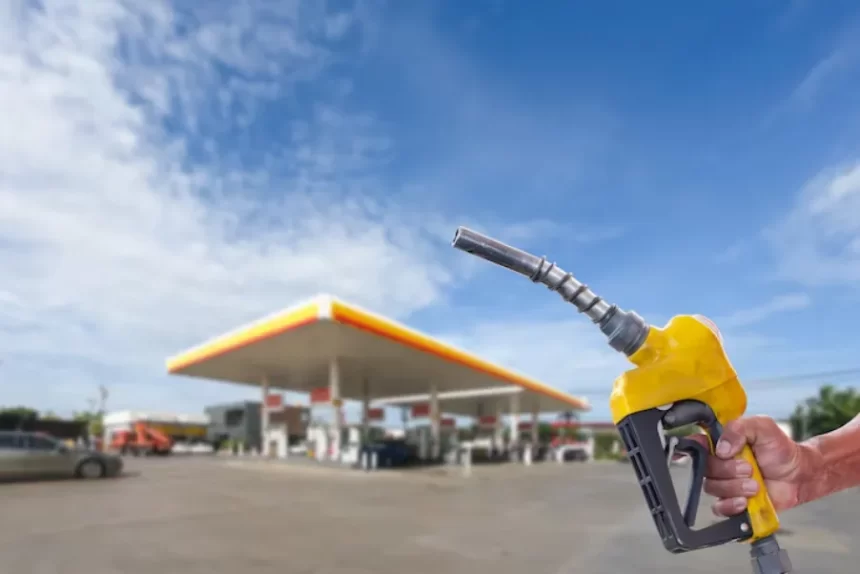 Petrobras anuncia redução no preço da Gasolina vendida às Distribuidoras