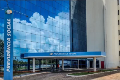 INSS pagou indevidamente R$ 4,4 bilhões a beneficiários já falecidos, diz TCU