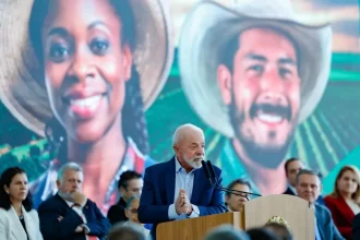 Se eu nao for ao STF, não governo afirma Lula ao criticar o Congresso