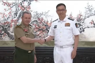 Brasil envia generais para morarem na China e gera tensão com os EUA