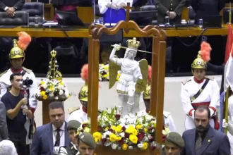 Congresso coroa São Miguel Arcanjo como comandante espiritual do Brasil