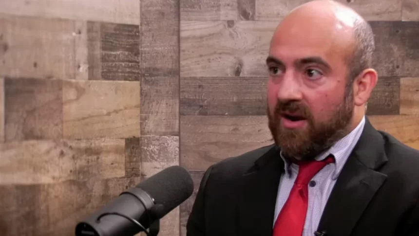 Ex-funcionário dos EUA afirma que CIA interferiu nas eleições brasileiras em 2022