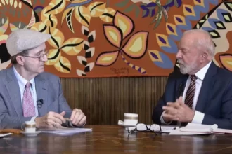 Lula anuncia crédito de R$ 30 bi para exportadores afetados por tarifas dos EUA