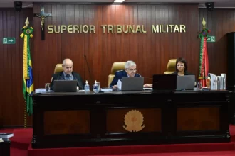 Superior Tribunal Militar divulga carta em defesa do STF