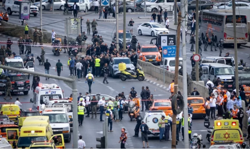 Atentado terrorista em ônibus deixa vários mortos e feridos em Jerusalém